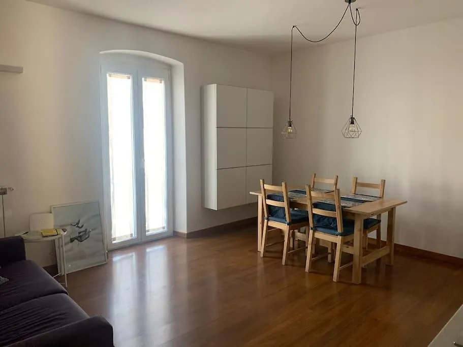 Casaurora - Apartment 20Steps From 5 Terre Train Station In La Spezia Italy