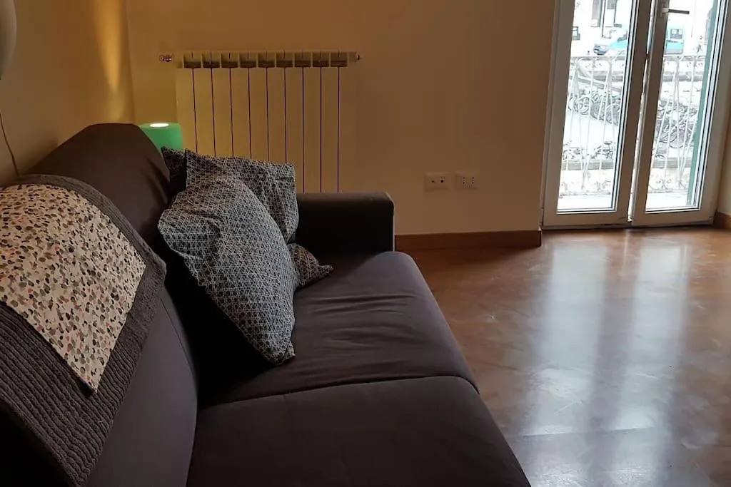 Casaurora - Apartment 20Steps From 5 Terre Train Station In La Spezia Italy